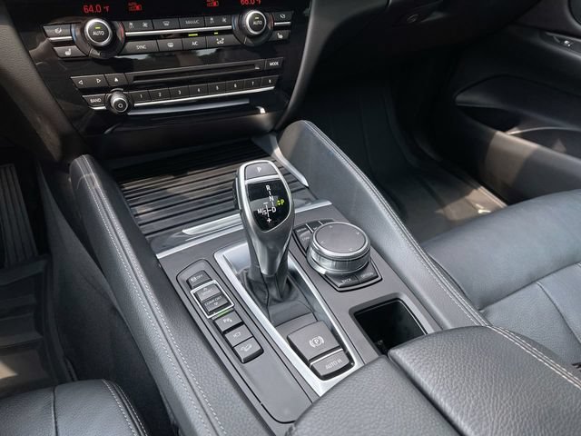 Used 2019 BMW X6 xDrive35i w/ Convenience Package AWD/4WD image 17