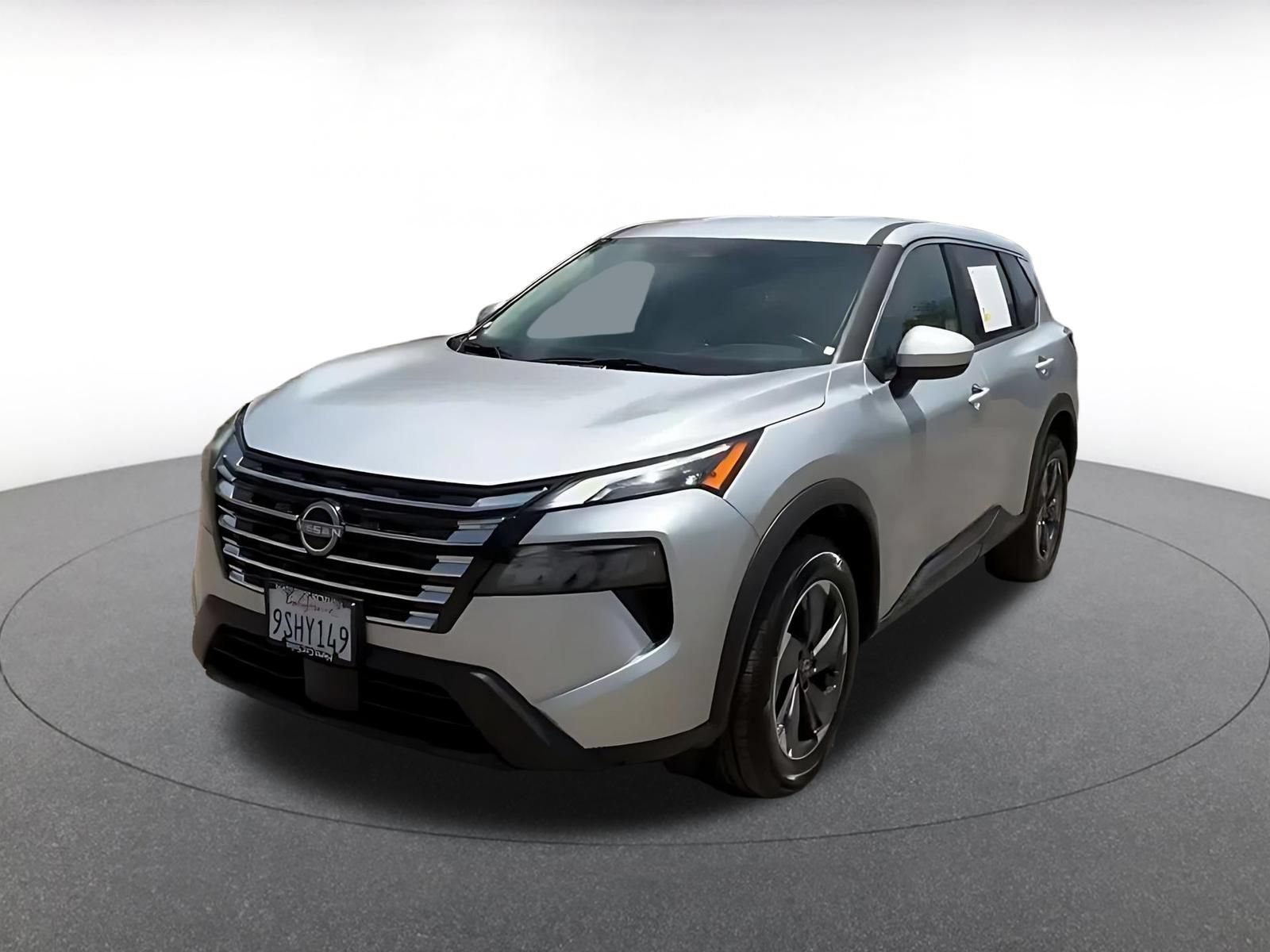 Used 2025 Nissan Rogue SV FWD image 7