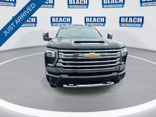 Used 2024 Chevrolet Silverado 2500 High Country w/ High Country Premium Package image 3