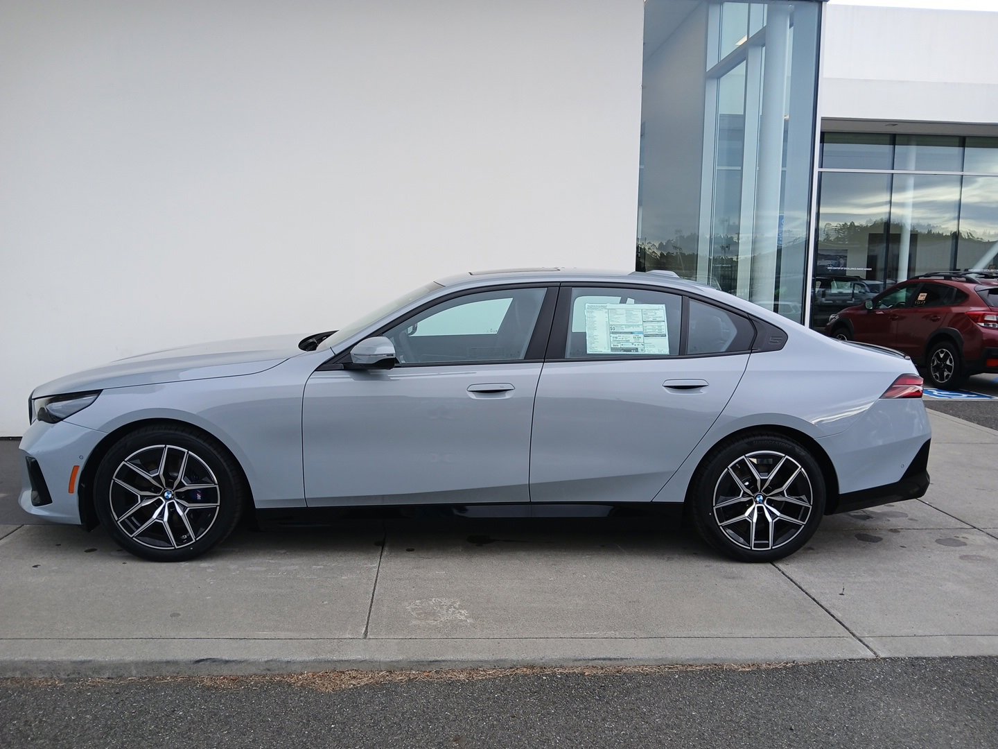 New 2026 BMW i5 eDrive40 w/ M Sport Package image 4