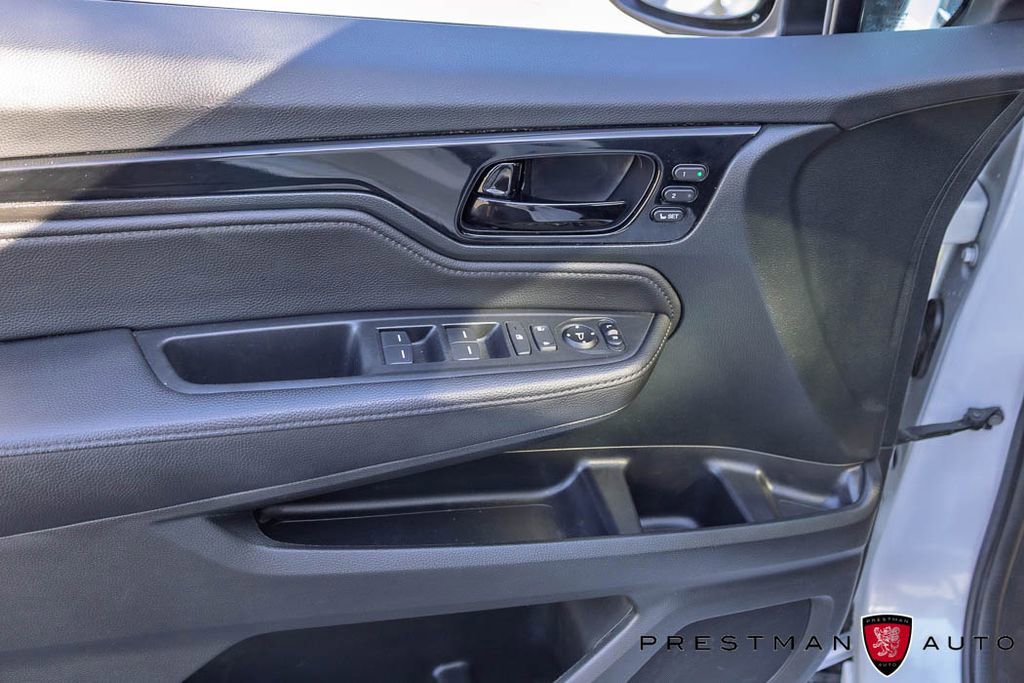 Used 2023 Honda Odyssey Touring image 26