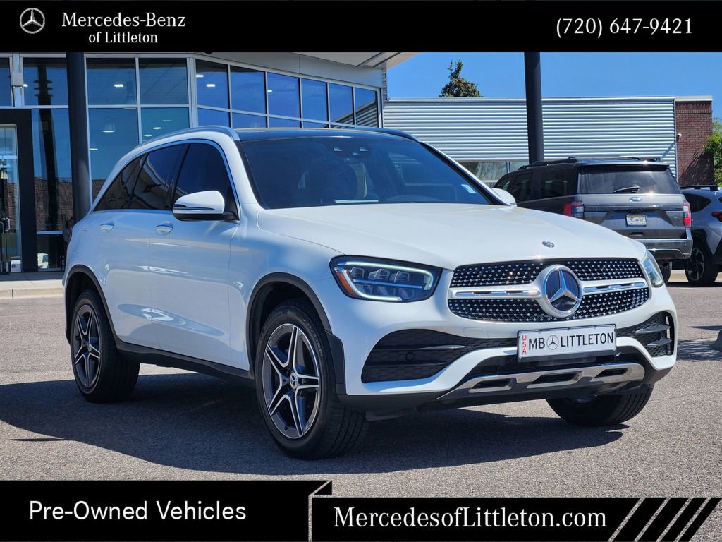 Used 2020 Mercedes-Benz GLC 300 4MATIC image 3