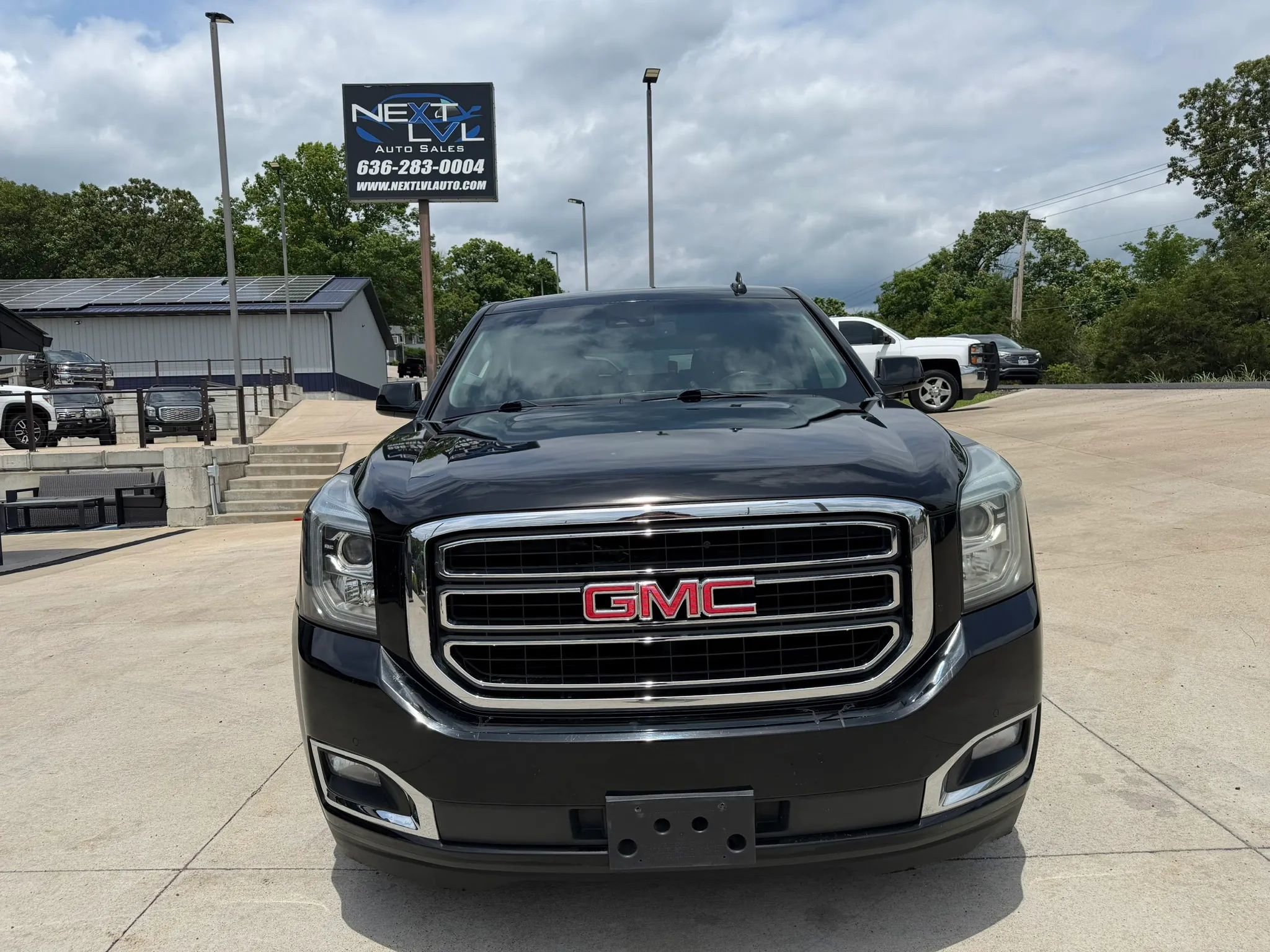 Used 2020 GMC Yukon XL SLT AWD/4WD image 4