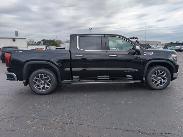 New 2026 GMC Sierra 1500 SLT w/ SLT Premium Plus Package image 8