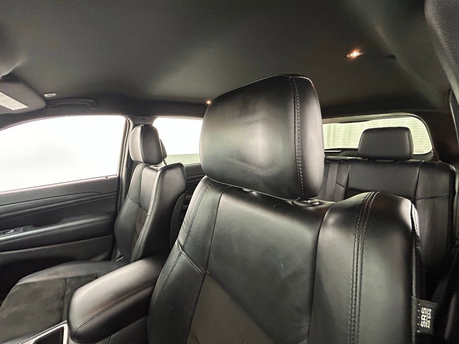 Used 2019 Jeep Grand Cherokee Altitude image 29