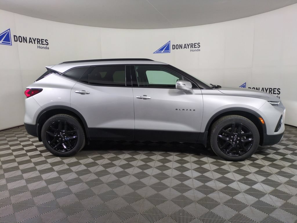 Used 2020 Chevrolet Blazer LT FWD image 9