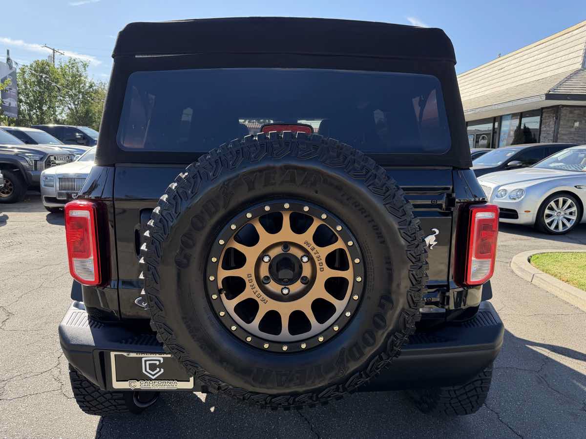 Used 2023 Ford Bronco Black Diamond AWD/4WD image 6