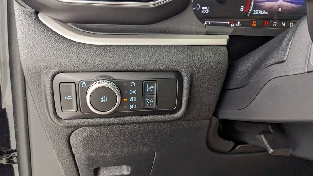 Certified 2022 Ford Explorer XLT w/ Equipment Group 202A image 22