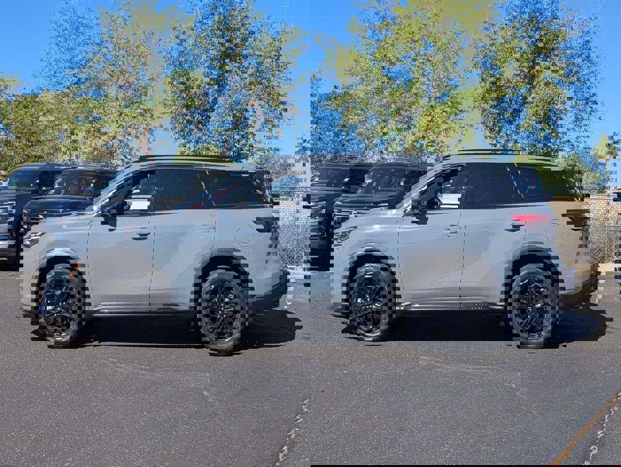 Certified 2026 INFINITI QX60 Sport AWD/4WD image 3