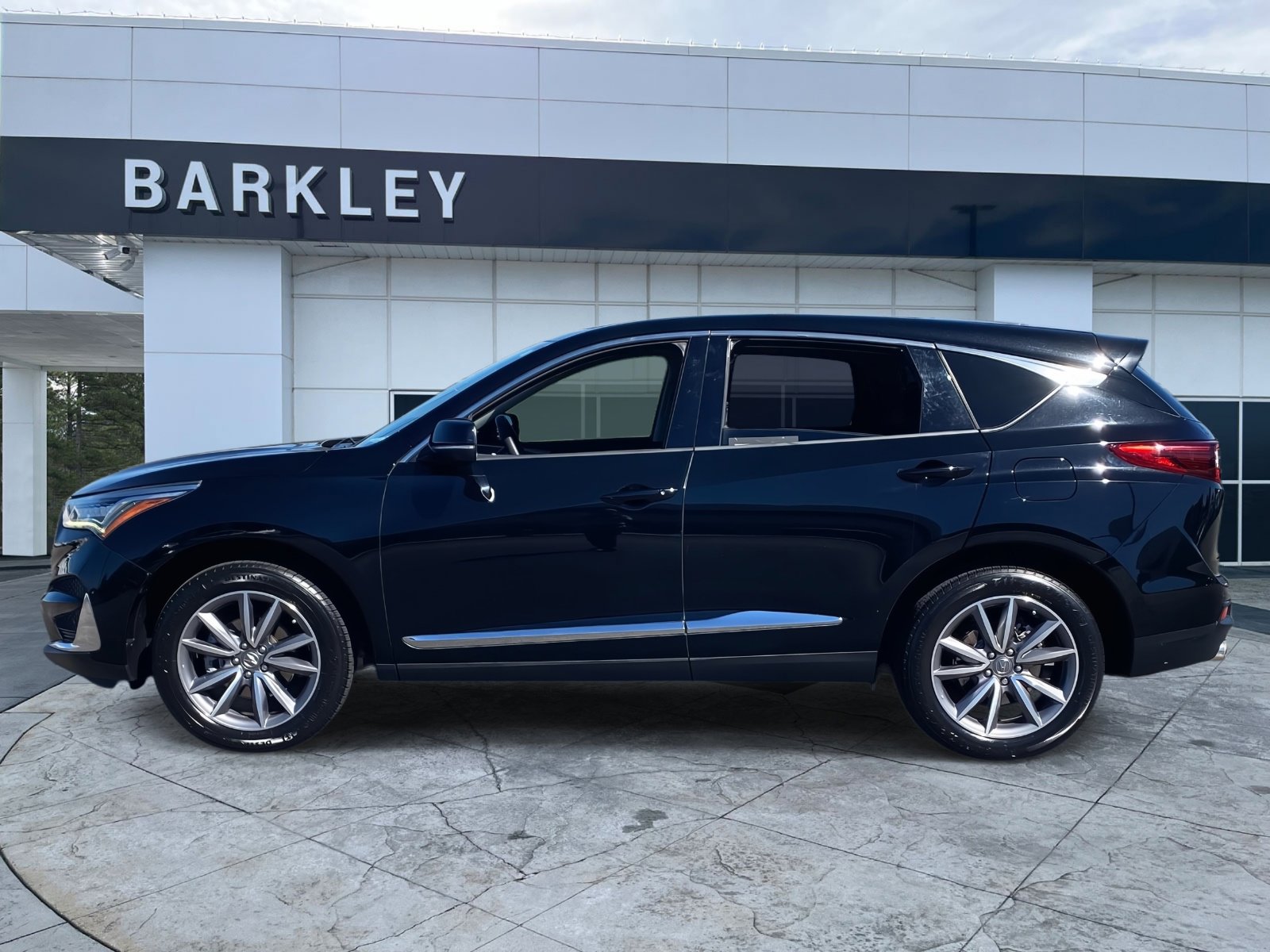 Used 2019 Acura RDX FWD w/ Technology Package image 4