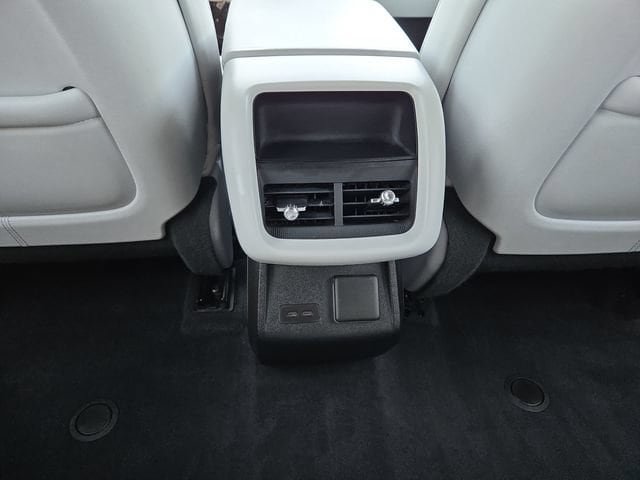 Certified 2024 Cadillac Lyriq Sport RWD image 12