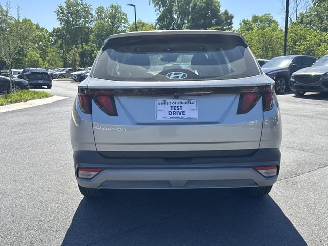 Certified 2025 Hyundai Tucson SE image 6