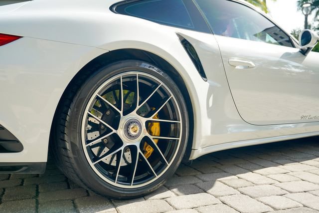 Used 2017 Porsche 911 4 Coupe AWD/4WD image 50