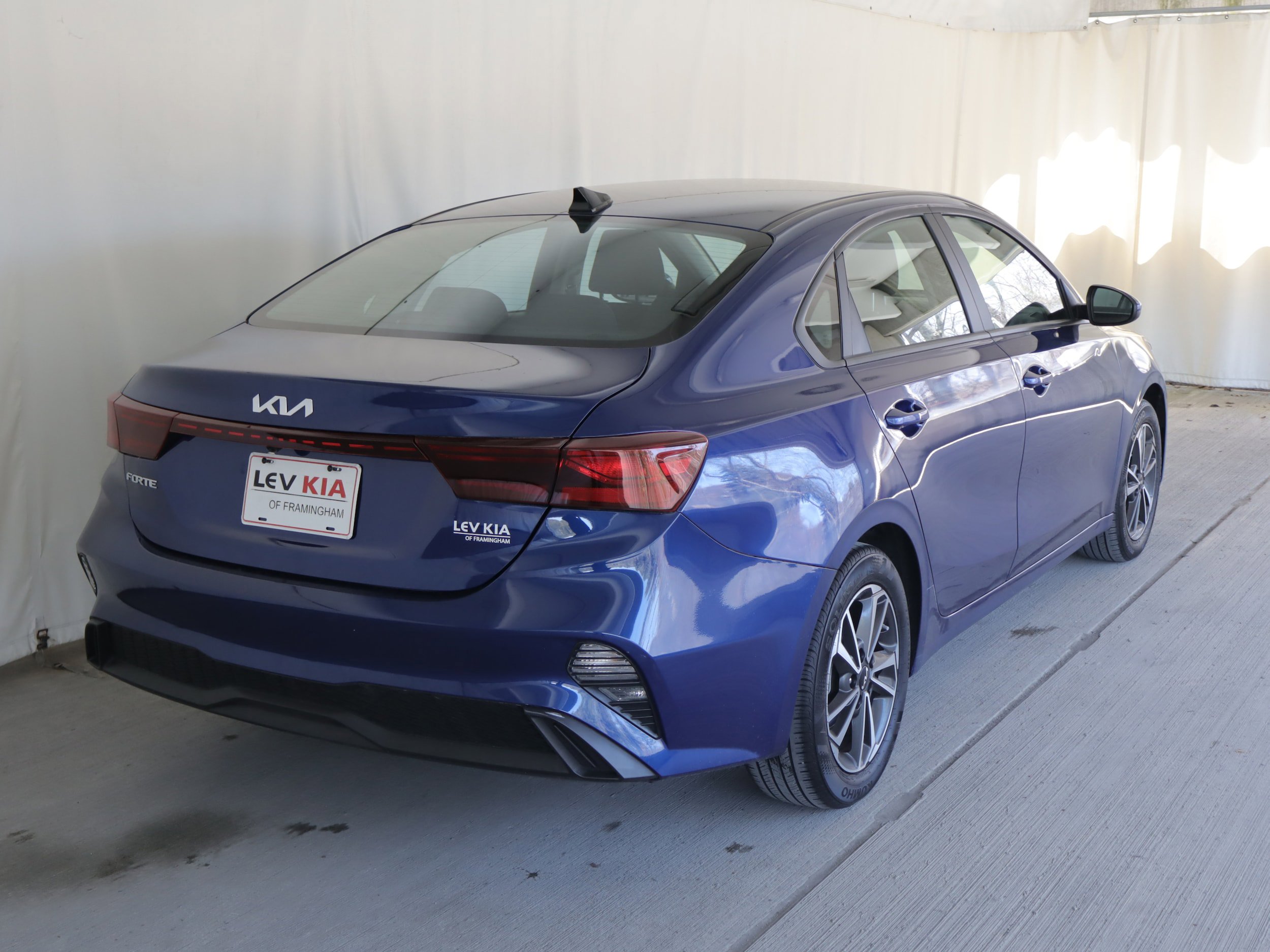 Used 2023 Kia Forte LXS FWD image 5