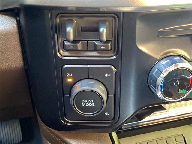 Used 2025 Ford F450 King Ranch w/ Chrome Package image 28