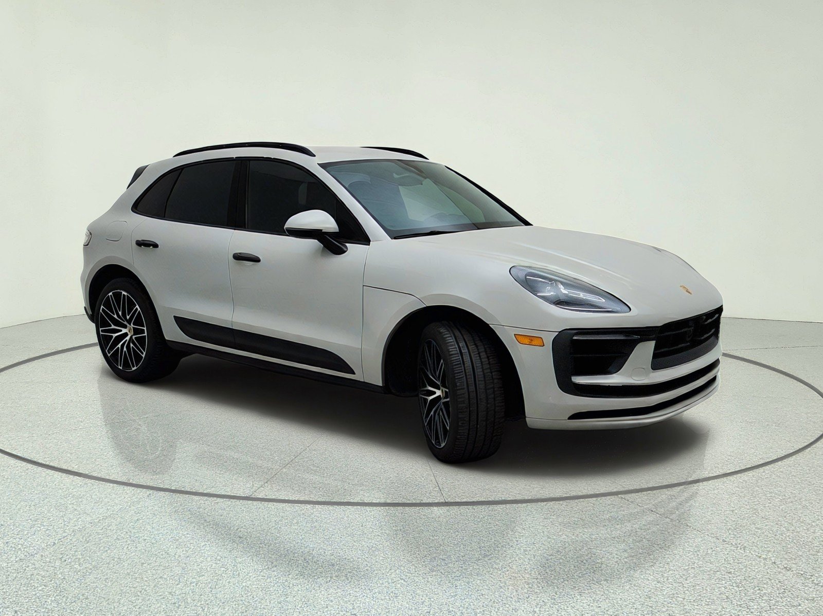 Used 2024 Porsche Macan S AWD/4WD image 5