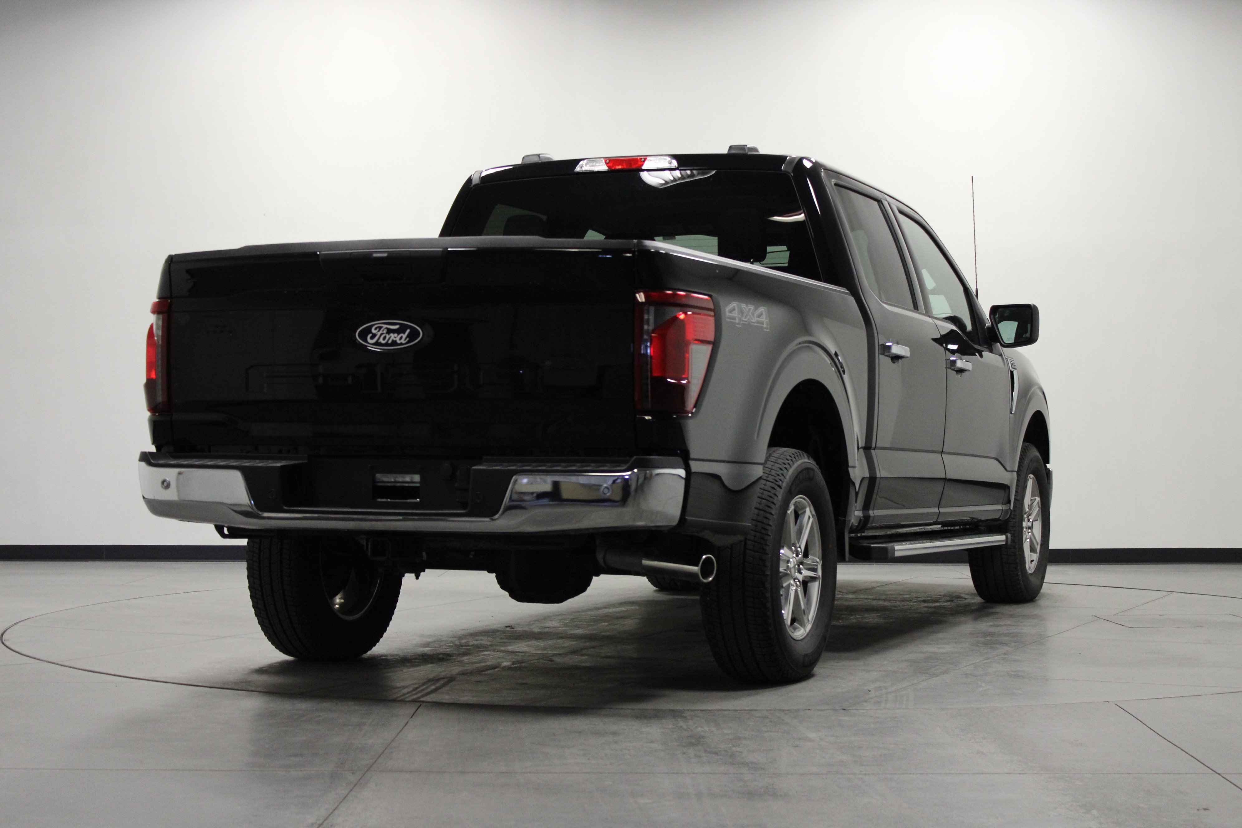 Used 2025 Ford F150 XLT w/ Equipment Group 301A Standard image 4