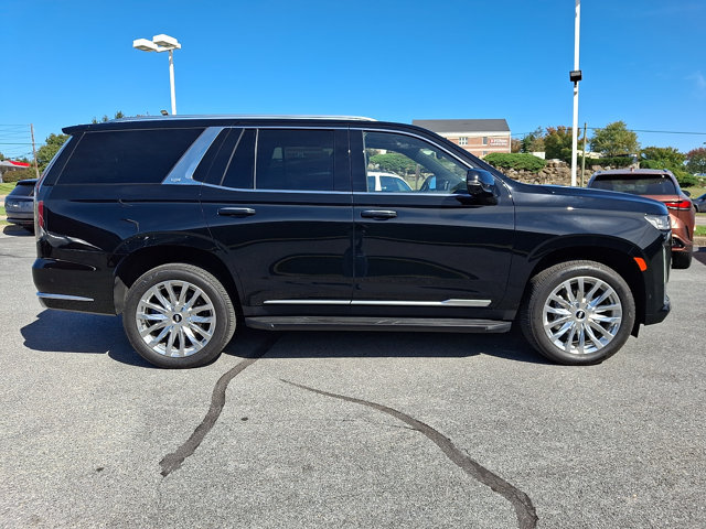 Used 2023 Cadillac Escalade Premium Luxury AWD/4WD image 7