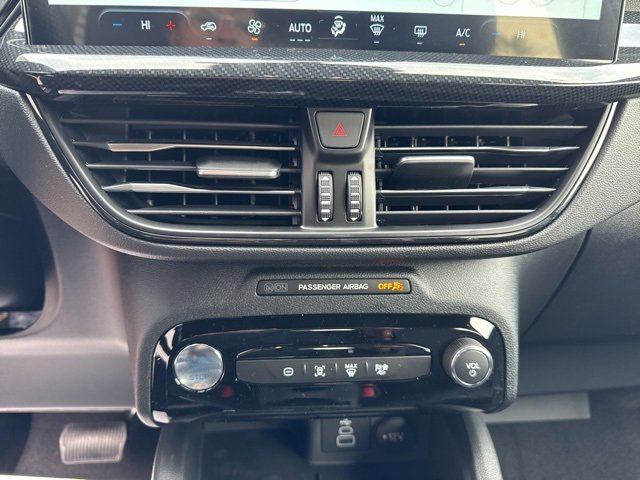 New 2025 Ford Escape ST-Line w/ Equipment Group 301A image 23
