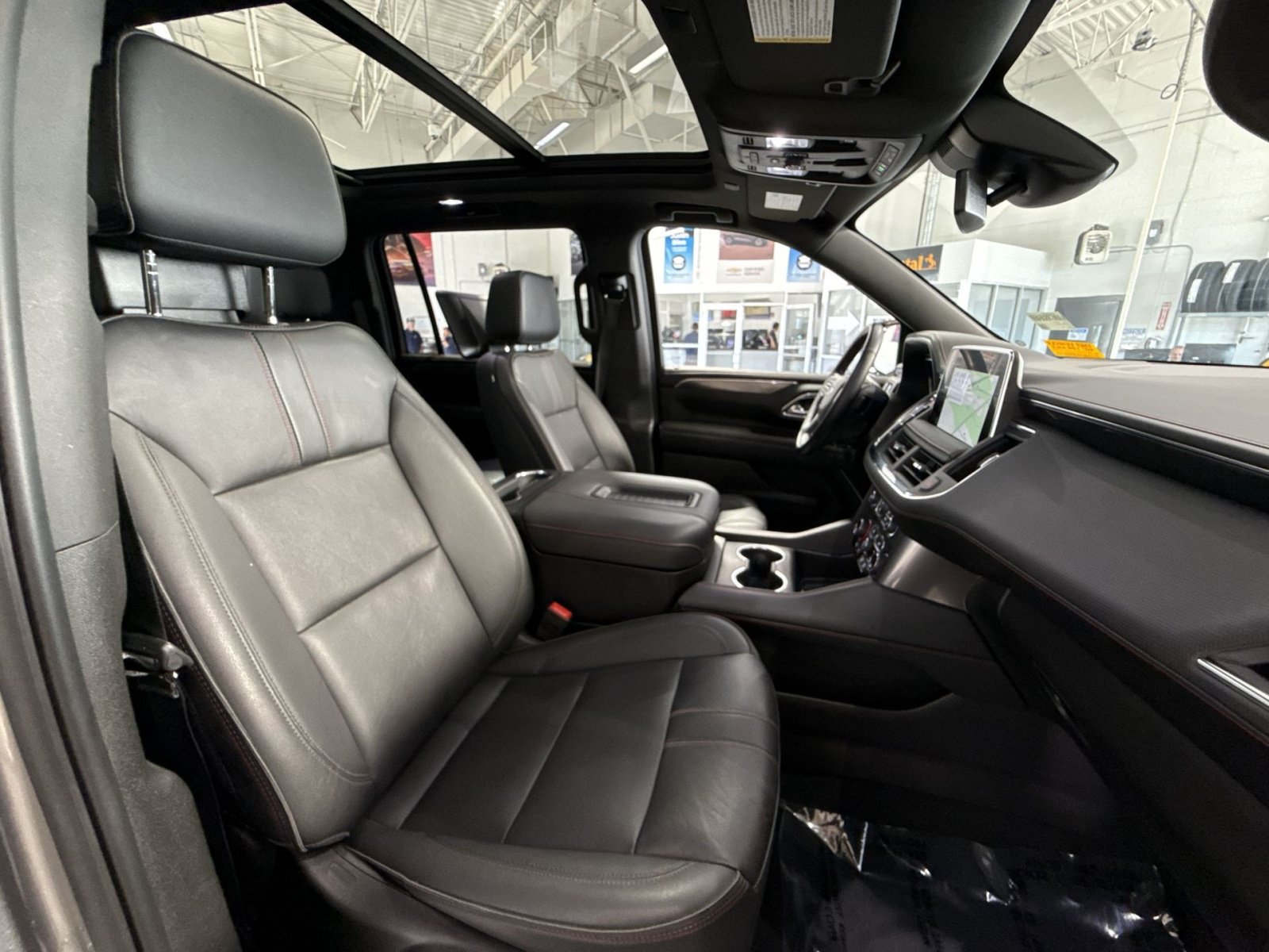 Used 2024 Chevrolet Suburban RST w/ Luxury Package AWD/4WD image 29