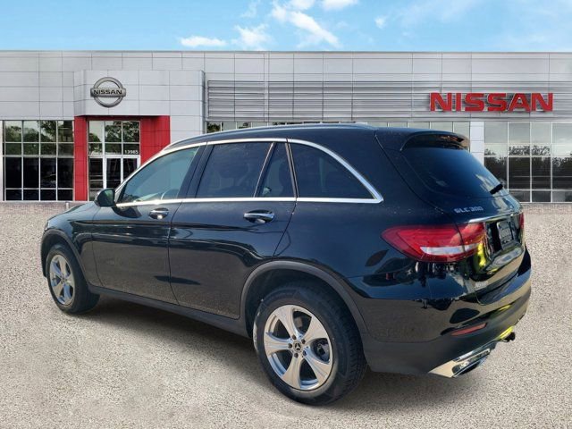 Used 2017 Mercedes-Benz GLC 300 4MATIC image 6