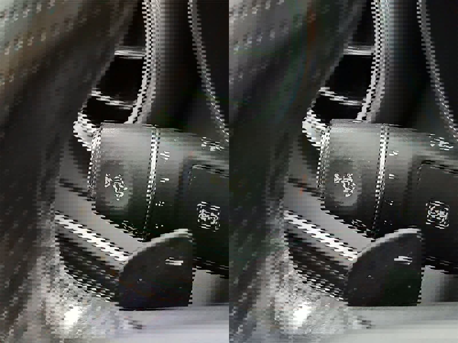 Used 2017 Mercedes-Benz C 300 Sedan image 27