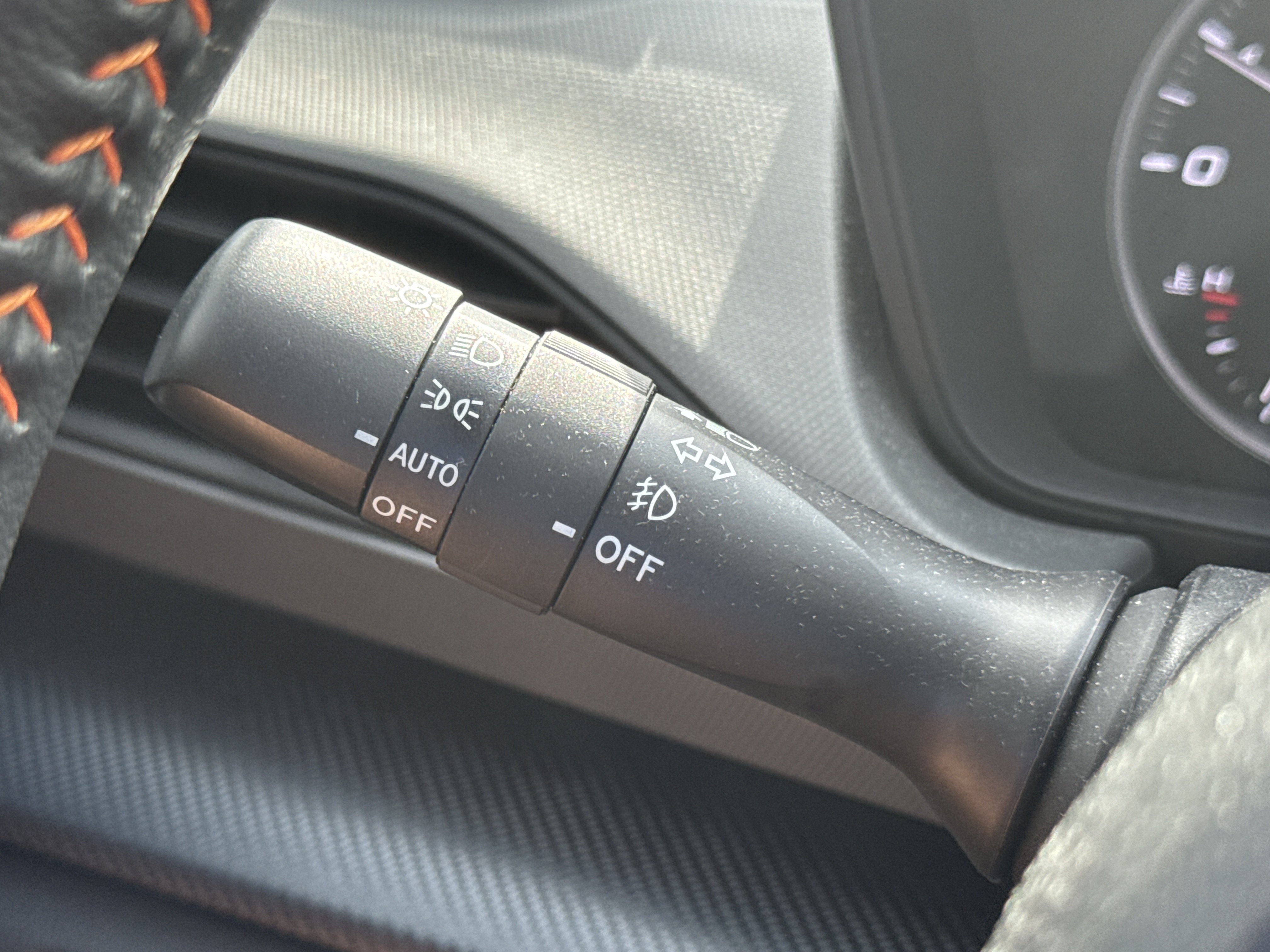 Certified 2024 Subaru Crosstrek 2.5i Limited w/ Crosstrek Mirror Package AWD/4WD image 16