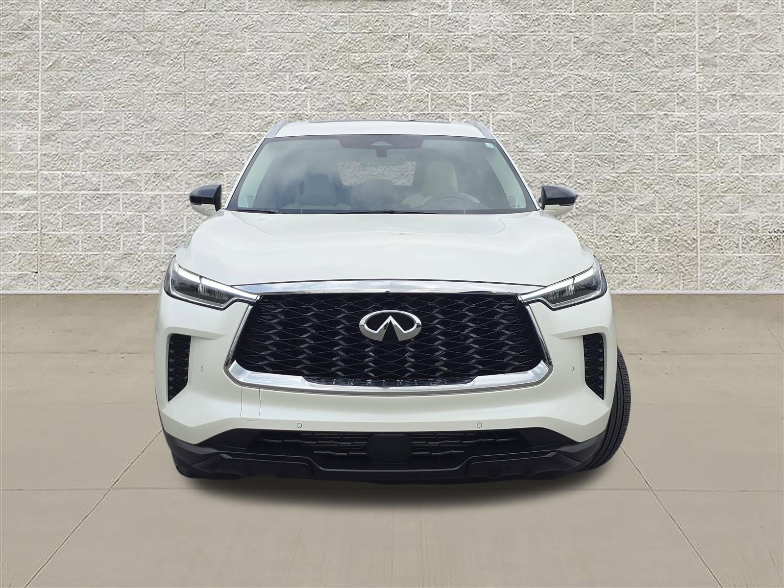 Used 2025 INFINITI QX60 Luxe w/ Cargo Package AWD/4WD image 2
