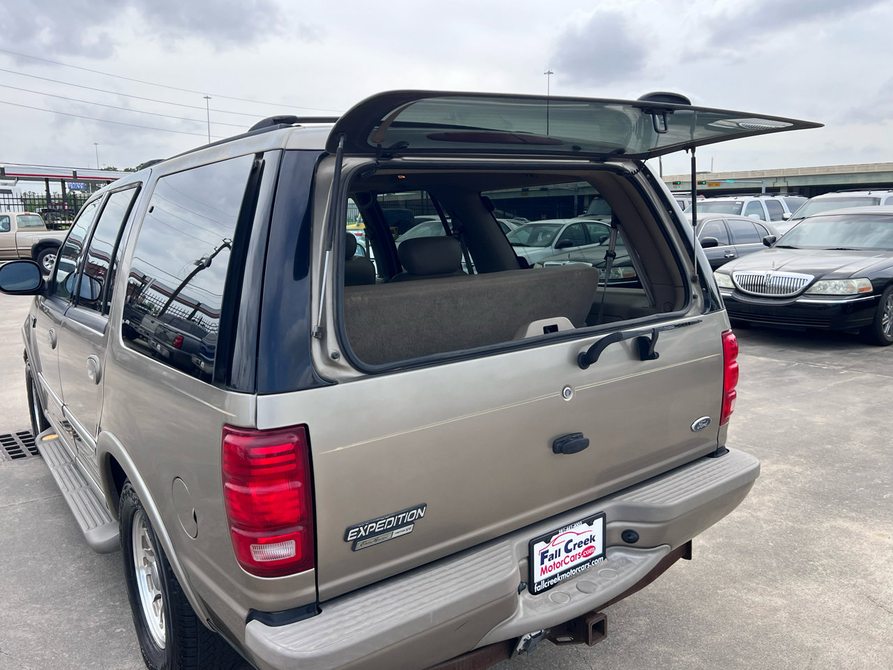 Used 2002 Ford Expedition Eddie Bauer image 16
