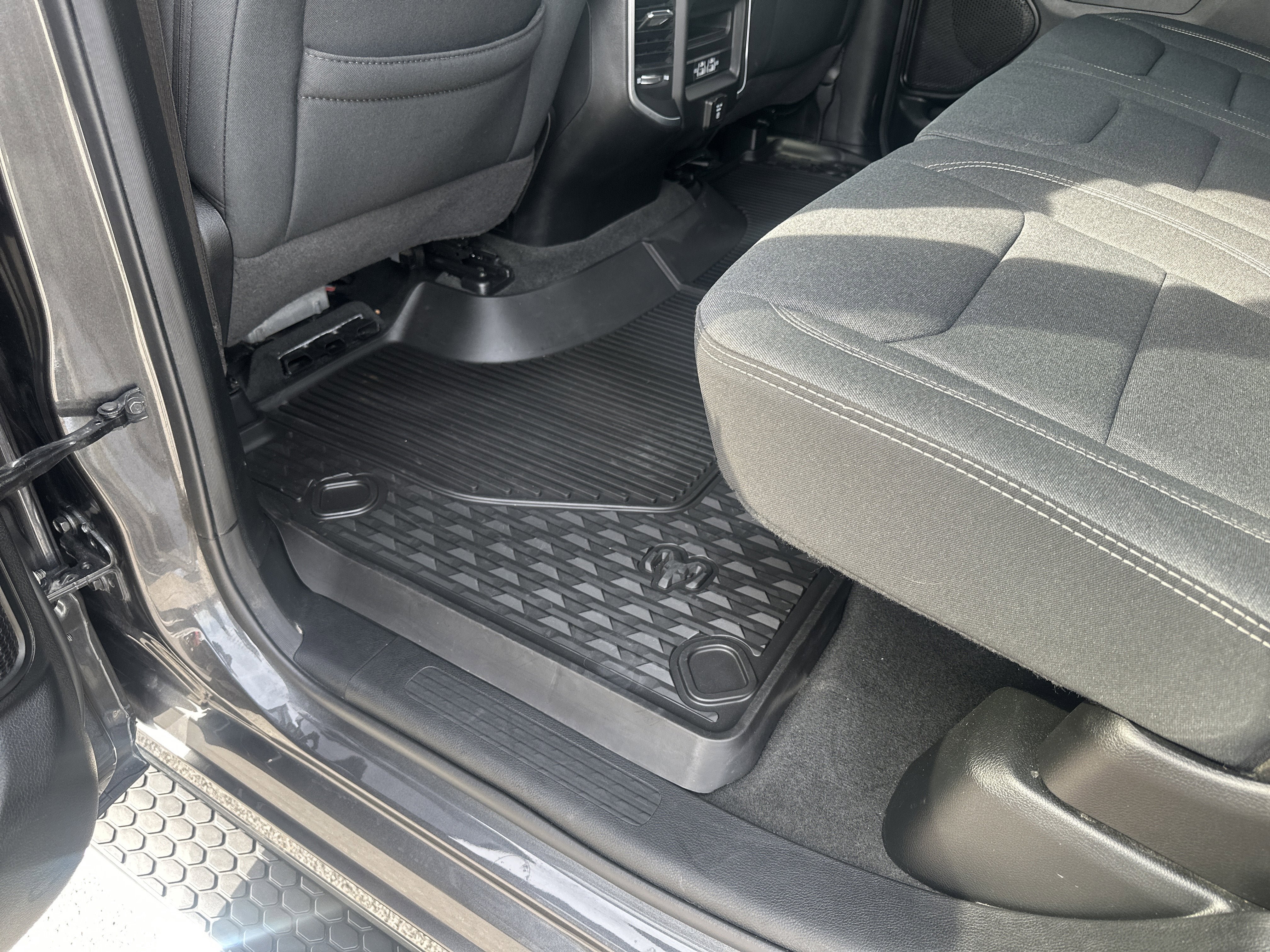 Used 2021 RAM 1500 Big Horn AWD/4WD image 19