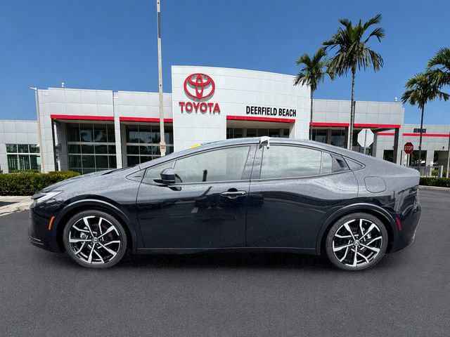Used 2024 Toyota Prius Prime FWD image 4