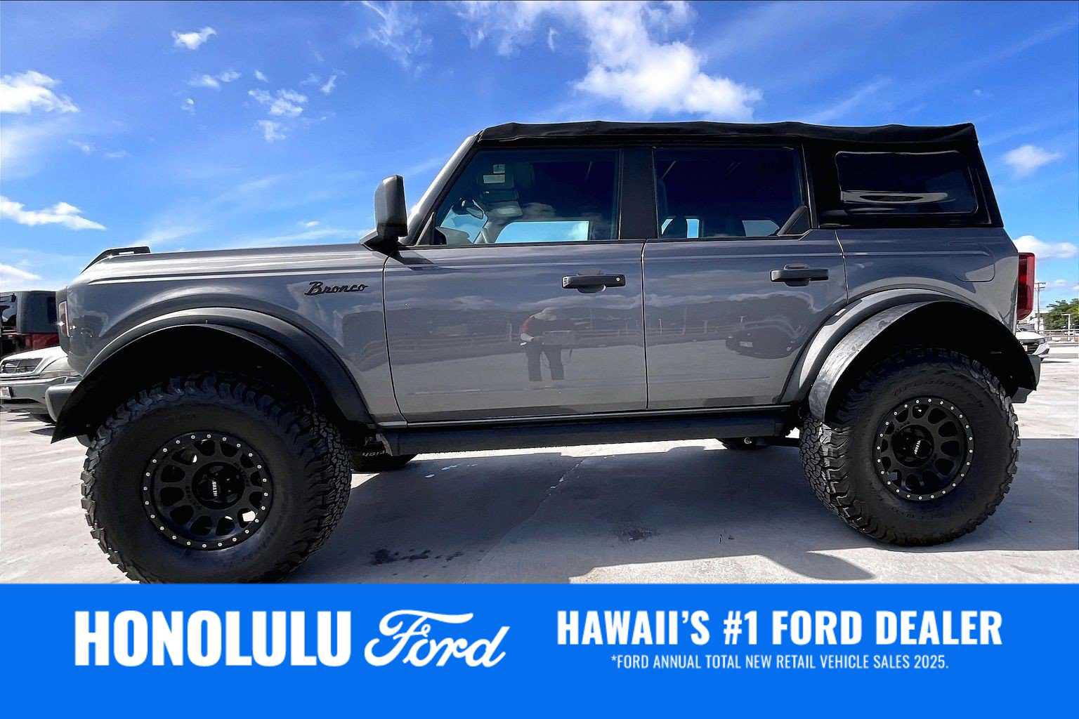 Used 2021 Ford Bronco 4-Door AWD/4WD image 3