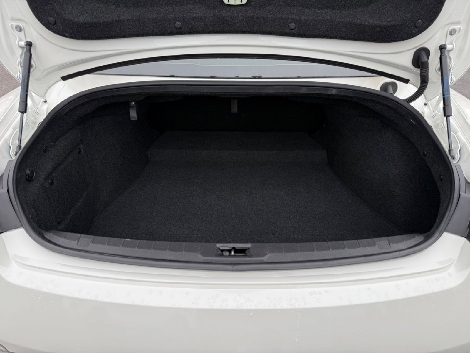 Used 2022 INFINITI Q60 Red Sport 400 w/ Proactive Package RWD image 36