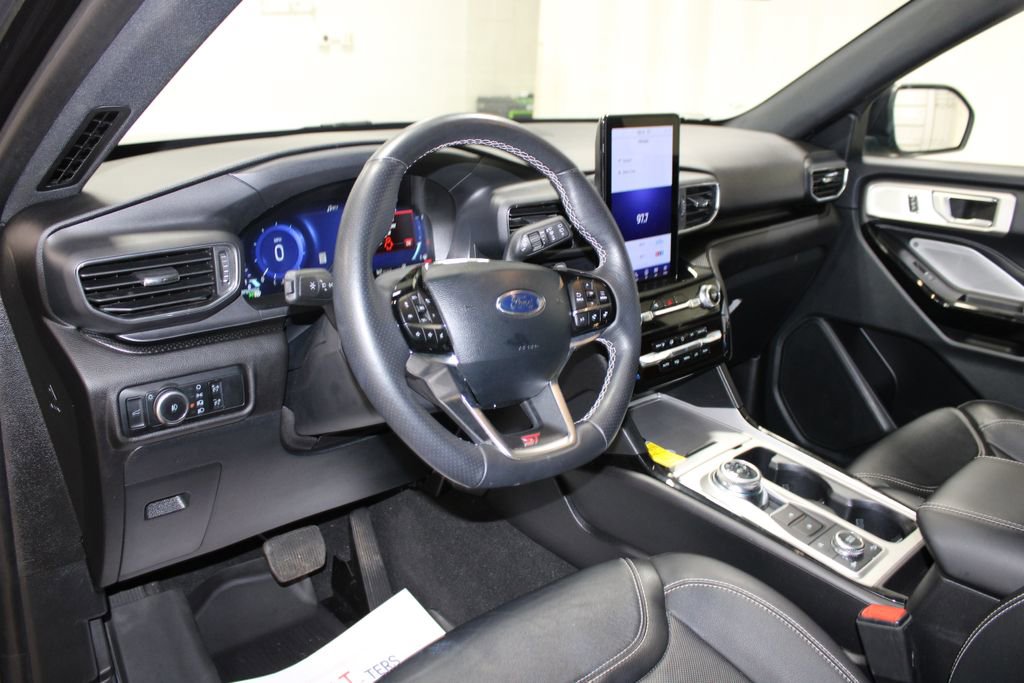 Used 2024 Ford Explorer ST w/ Equipment Group 401A AWD/4WD image 22
