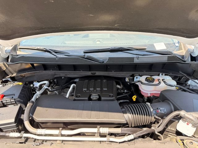 Used 2024 Chevrolet Silverado 1500 Custom w/ LPO, Dark Essentials Package RWD image 29