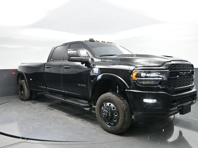 Used 2024 RAM 3500 Limited w/ Night Edition AWD/4WD image 5
