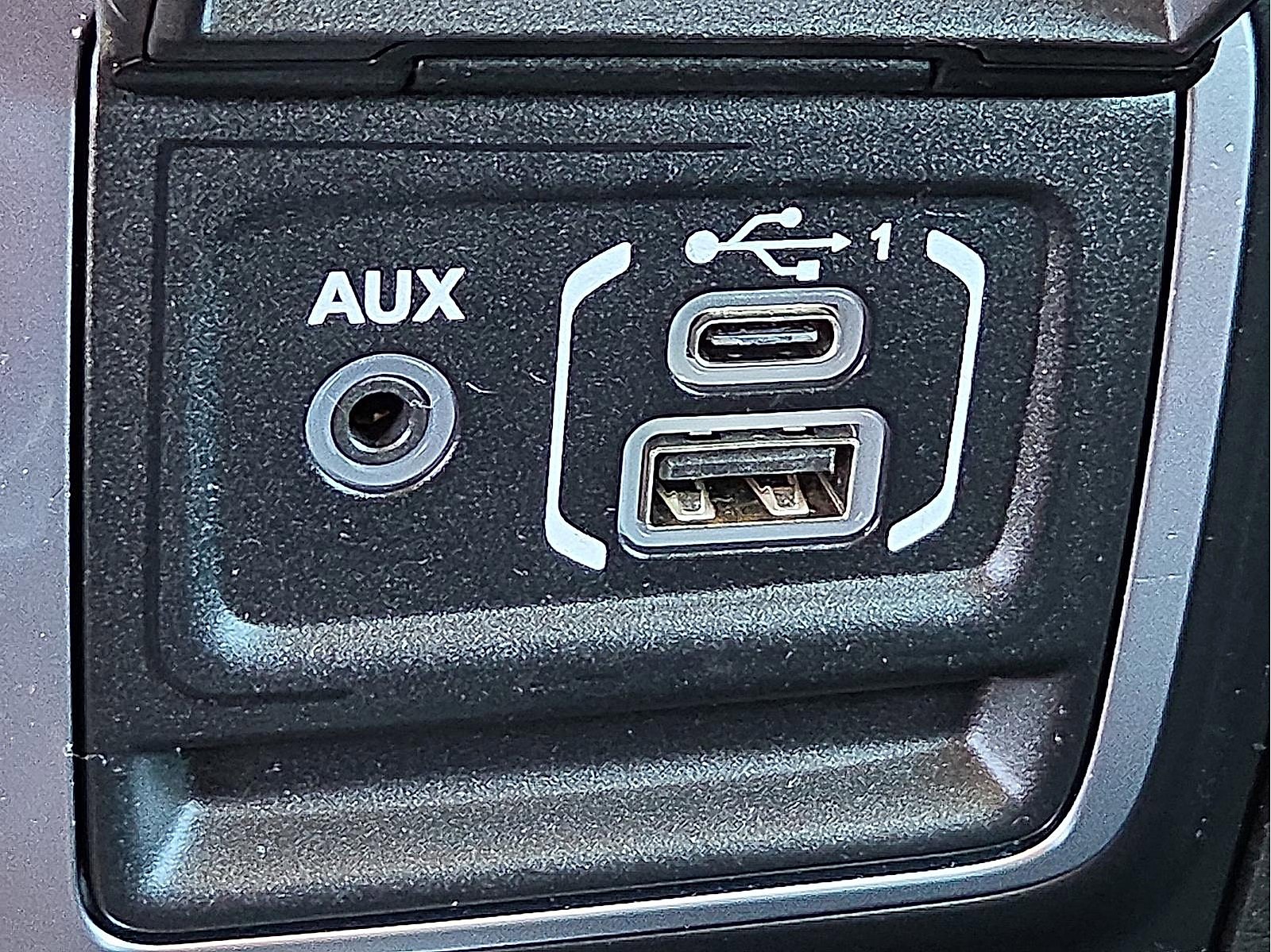 Used 2024 Jeep Wrangler Sport S image 18