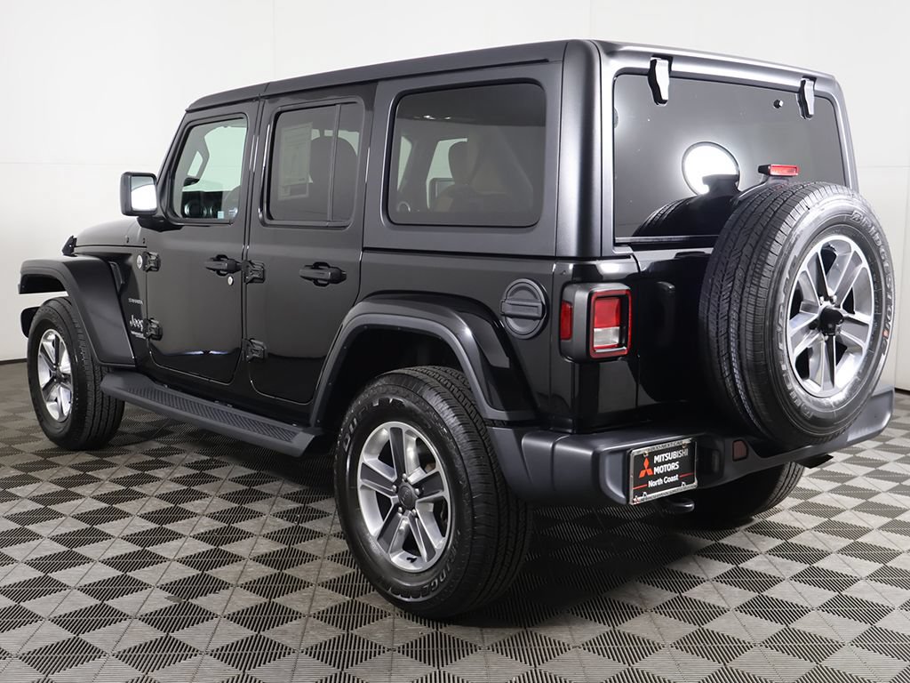 Used 2021 Jeep Wrangler Unlimited Sahara AWD/4WD image 6