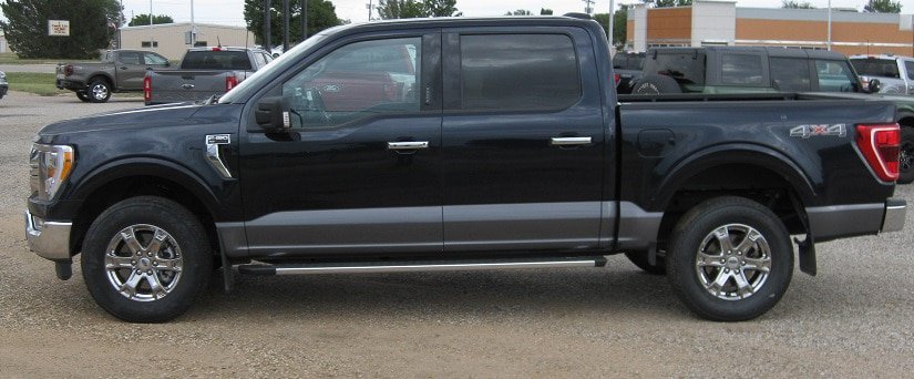 Used 2022 Ford F150 XLT w/ Equipment Group 302A High AWD/4WD image 2