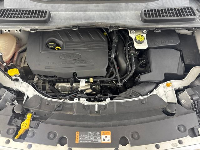 Used 2017 Ford Escape SE w/ SE Leather Comfort Package FWD image 17