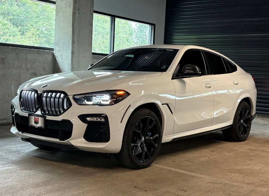 Used 2021 BMW X6 M50i w/ Premium Package AWD/4WD image 1
