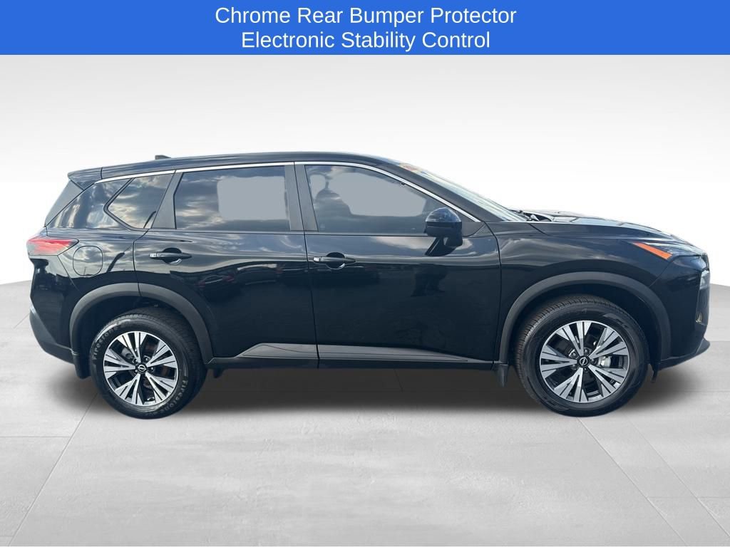 Used 2022 Nissan Rogue SV image 5