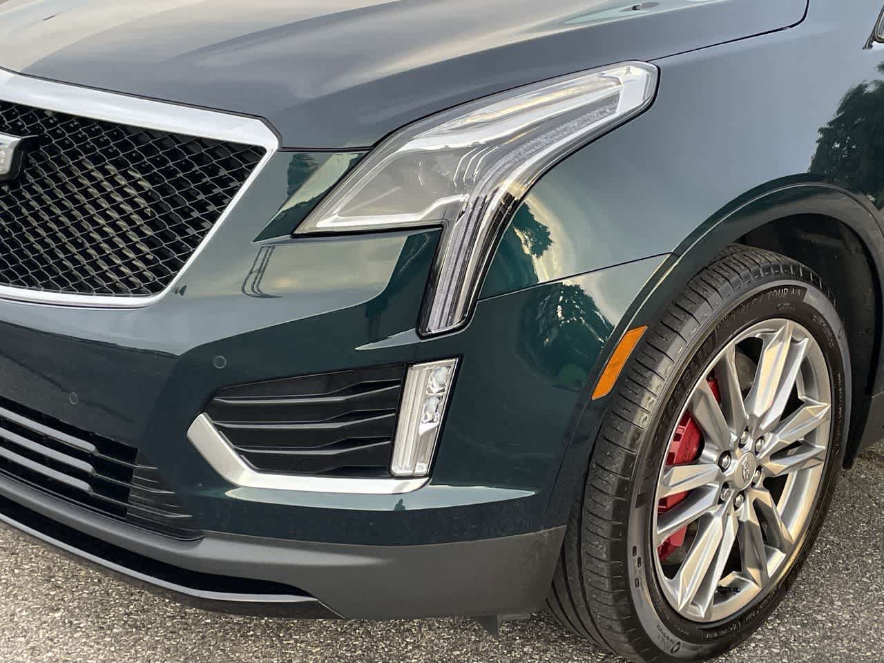 Certified 2024 Cadillac XT5 Sportv AWD/4WD image 37