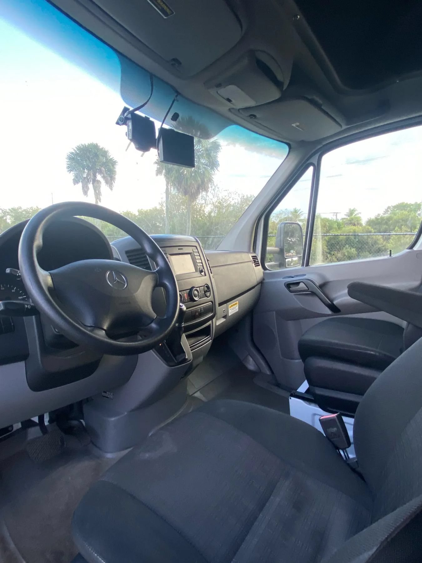 Used 2014 Mercedes-Benz Sprinter 3500 image 12