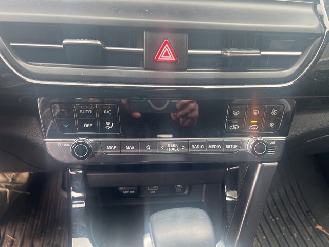 Certified 2024 Kia Seltos S image 10