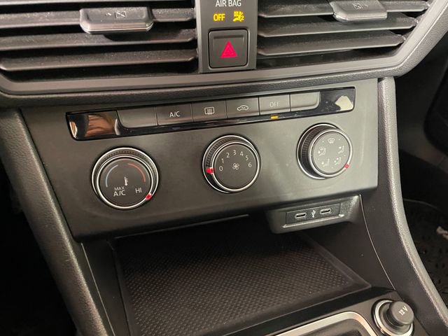 Used 2020 Volkswagen Jetta S image 8