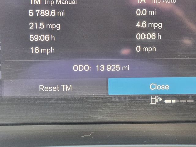 Certified 2023 Volvo XC40 B4 Plus w/ Driver Assist Package FWD image 23