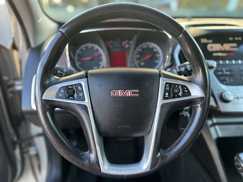 Used 2013 GMC Terrain SLT FWD image 20