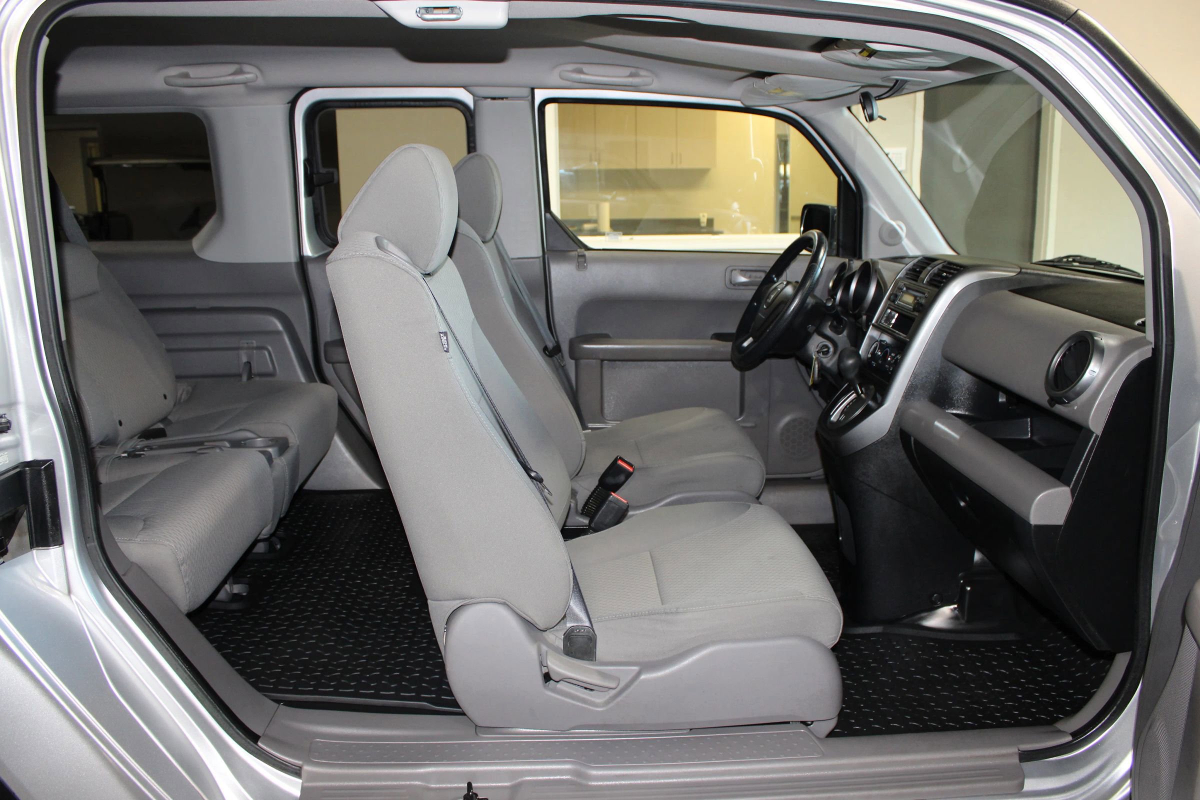 Used 2011 Honda Element LX image 24