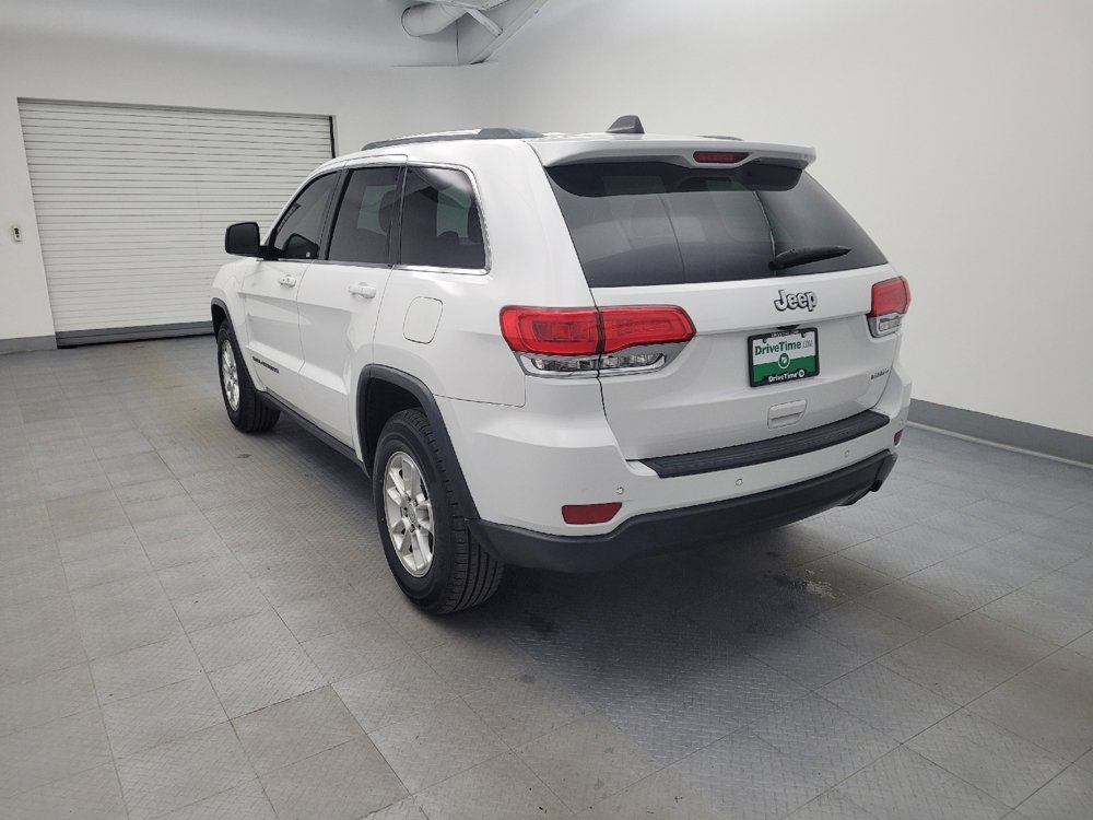 Used 2018 Jeep Grand Cherokee Laredo image 5